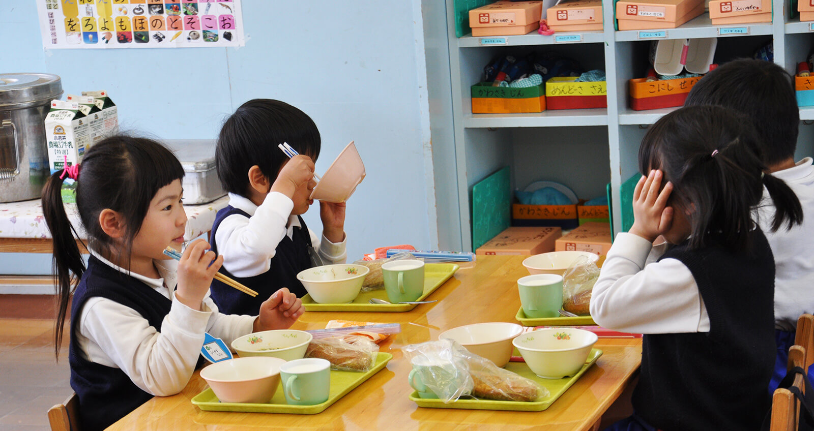 給食の様子